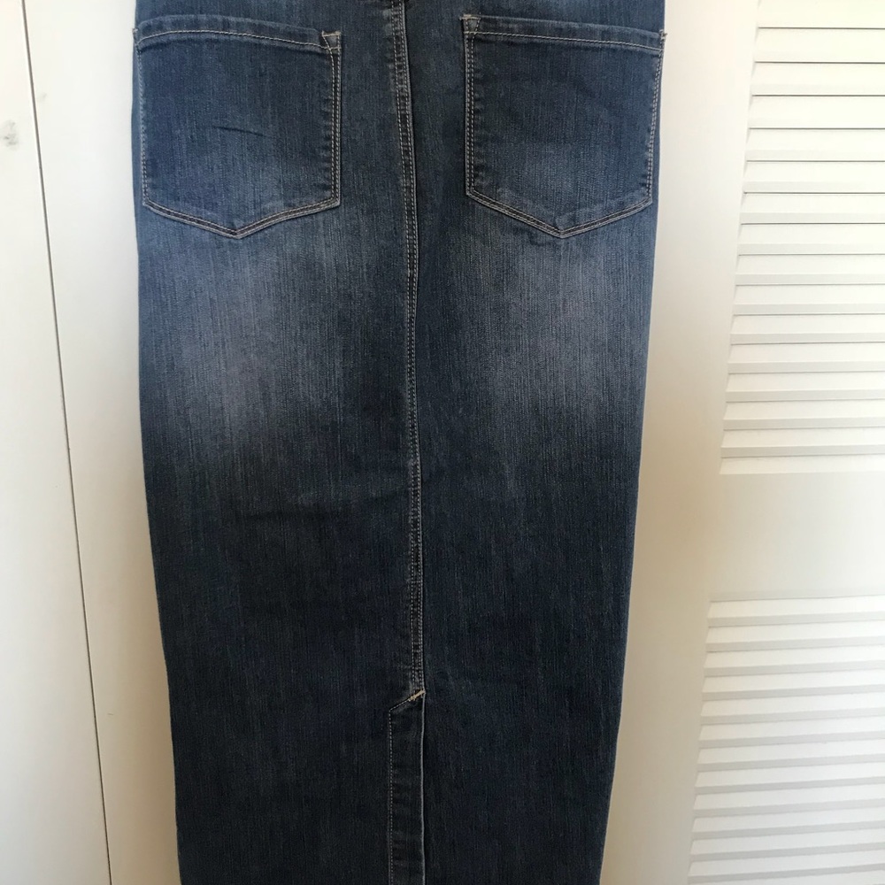 Denim pencil skirt with kick pleat. - SOLD